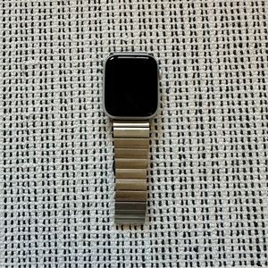 Apple Watch SE 1st Gen Space Gray 44mm With Stainless Steel/Nylon/Silicone Bands